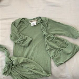 SpearmintLOVE newborn knotted onesie and cap